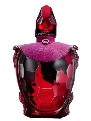 Le Flacon Tortue Red Edition by Baccarat Guerlain。